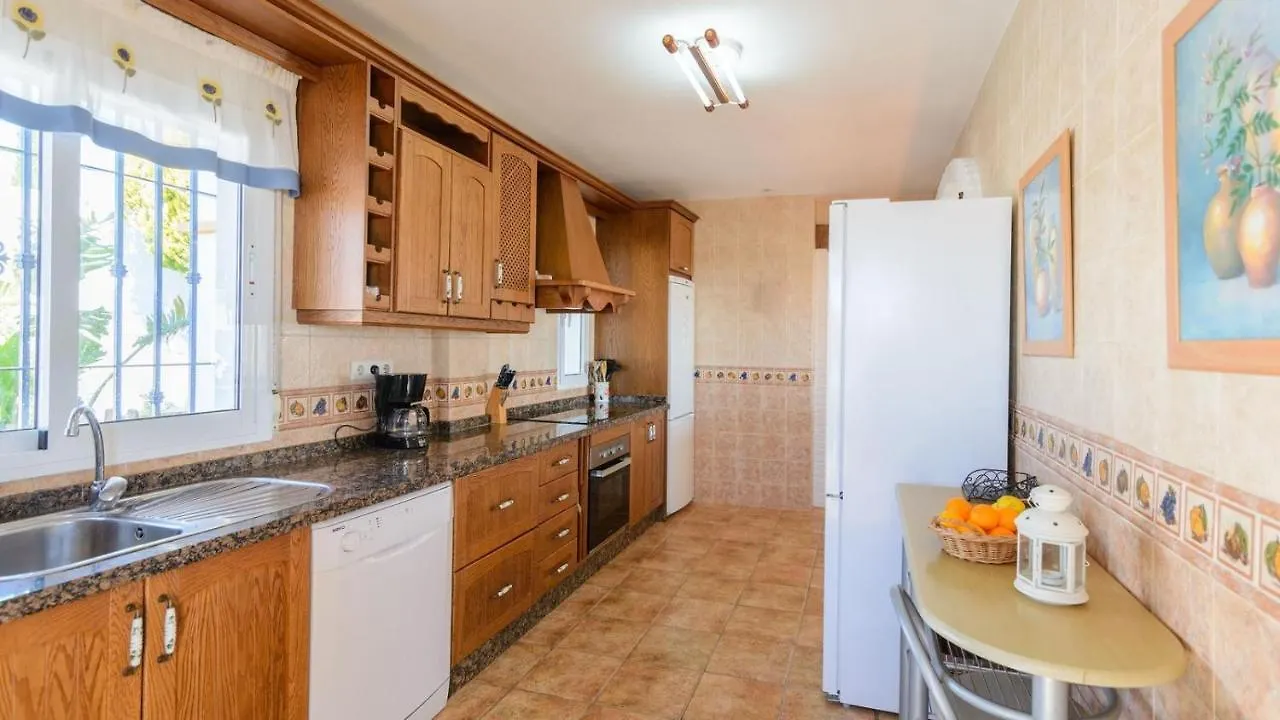 וילה Casa Los Almendrales Torrox By Ruralidays ספרד